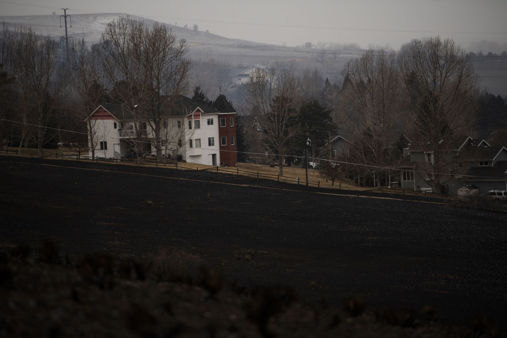010122-news-fireaftermath 24.jpg